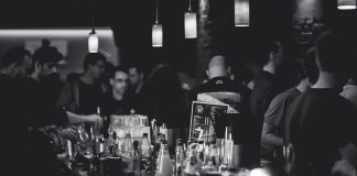 Interpretare vis in care esti intr-un club sau discoteca sa te distrezi