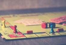 Interpretare vis in care in care joci monopoly cu prietenii sau familia