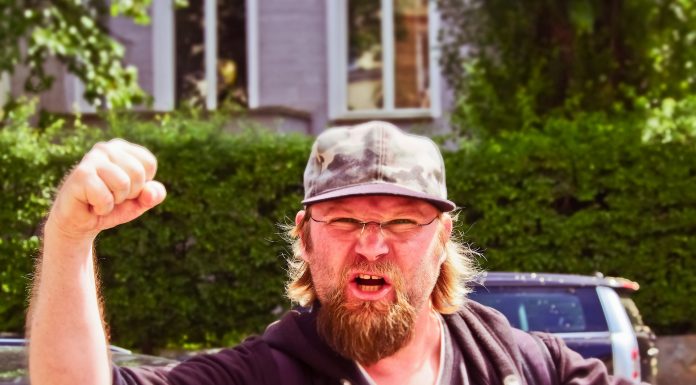 Interpretare vis in care nu reusesti nicicum sa te intelegi cu vecinii