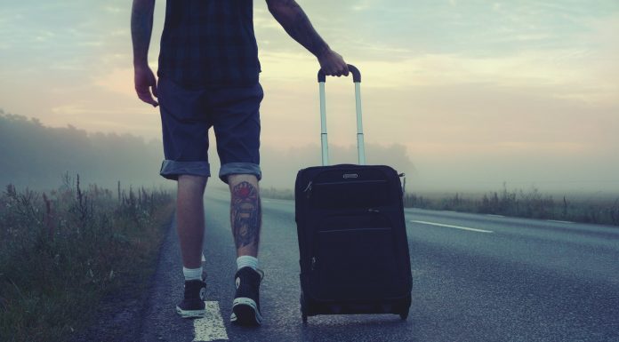 Interpretare vis in care te dau parintii afara din casa