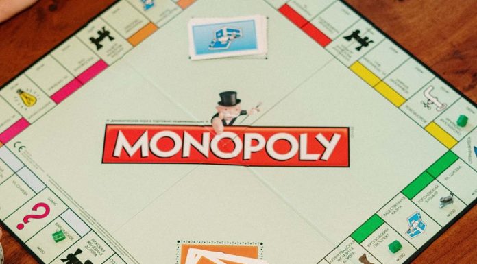 Monopoly joc