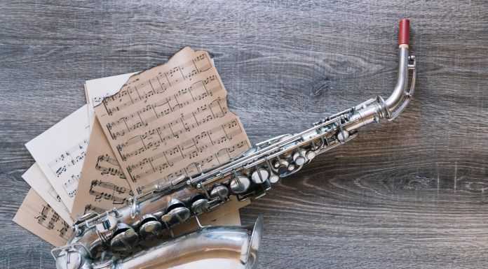 Interpretare vis în care vezi un saxofon