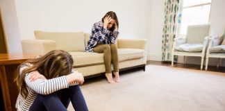 Interpretare vis în care vezi o mamă care își bate fiica