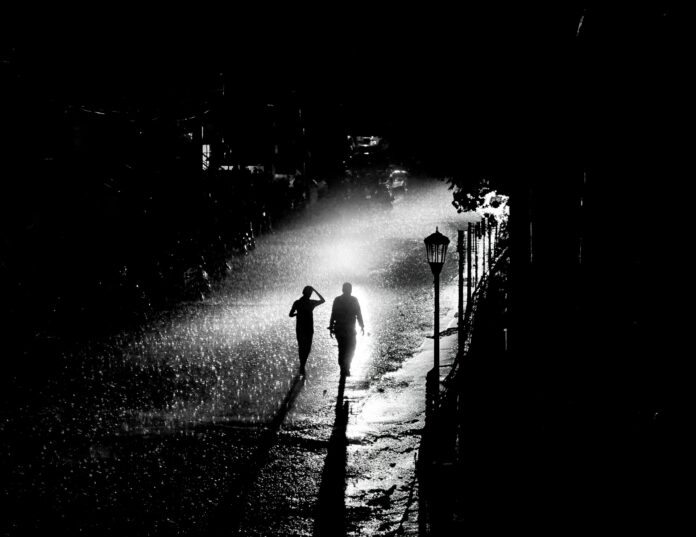 1-ploaie-noaptea